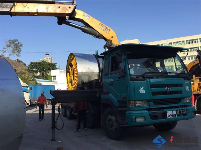 深圳到香港的吊機(jī)車；深圳到香港吊臂車運(yùn)輸；大陸到香港吊機(jī)車運(yùn)輸
