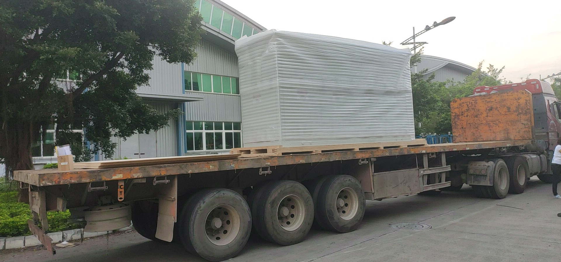 中港物流進出口，專業(yè)操作還看深圳東勝物流；深圳到香港物流,香港物流專線,一般貿(mào)易進口,中港物流,進出口代理